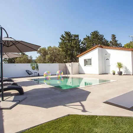 Platanos House Ferienhaus Faliraki