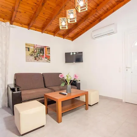 Nyaraló Platanos House *