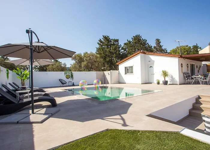 Platanos House Holiday home Faliraki