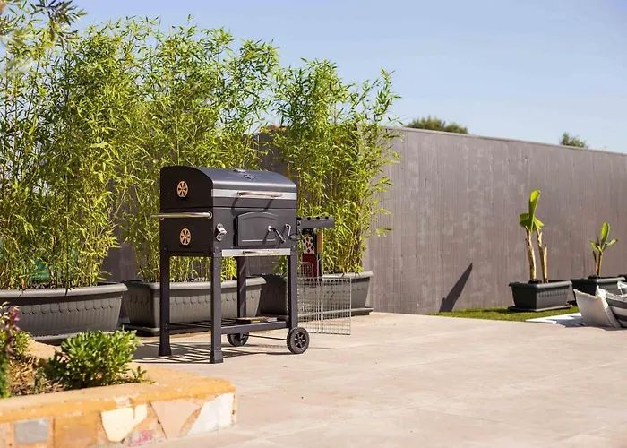 Platanos House Holiday home