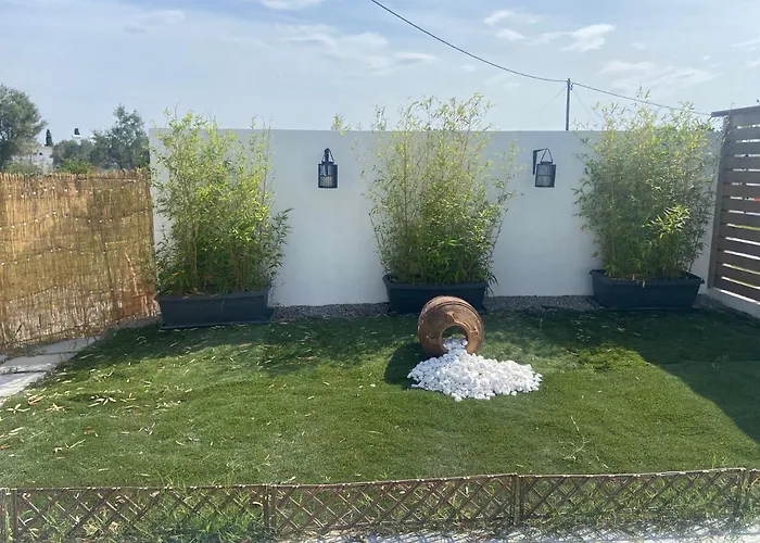 Platanos House Holiday home