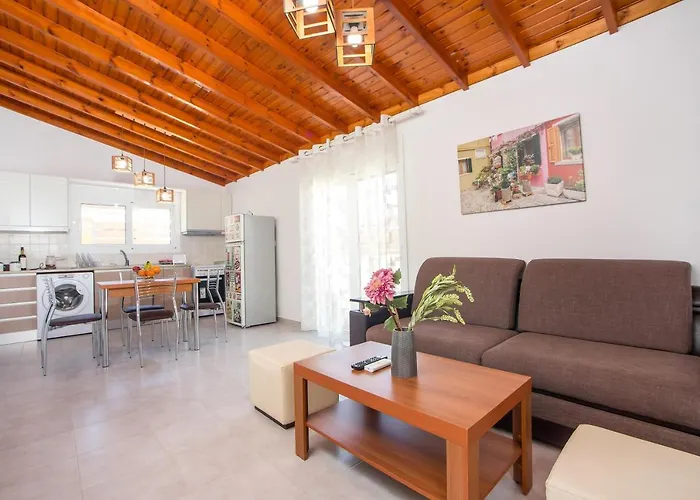 Platanos House * Faliraki